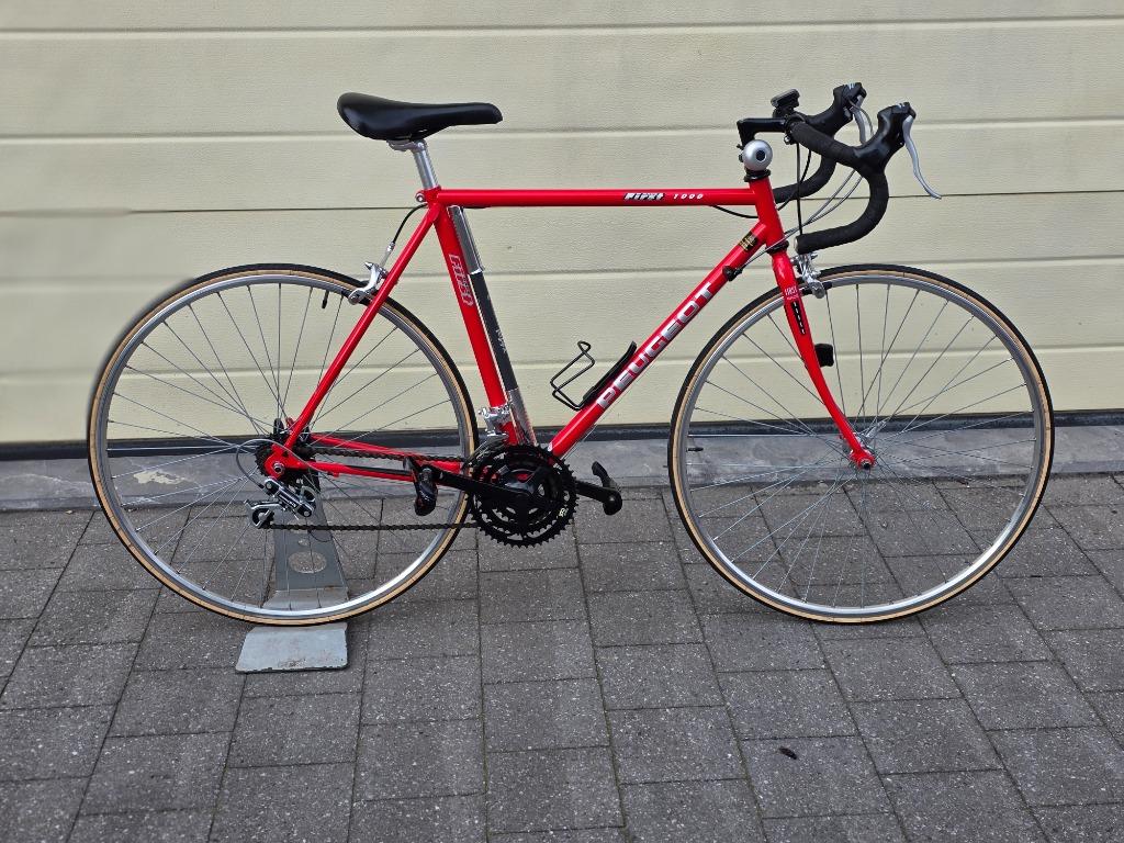 retro racefiets peugeot in nieuwstaat ,1998 maat 54, Fietsen en Brommers, Fietsen | Racefietsen, Overige merken, 28 inch, Staal