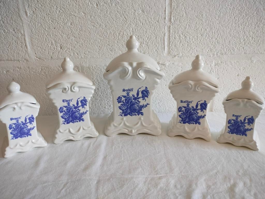 5 pots à épices anciens en porcelaine, Enlèvement