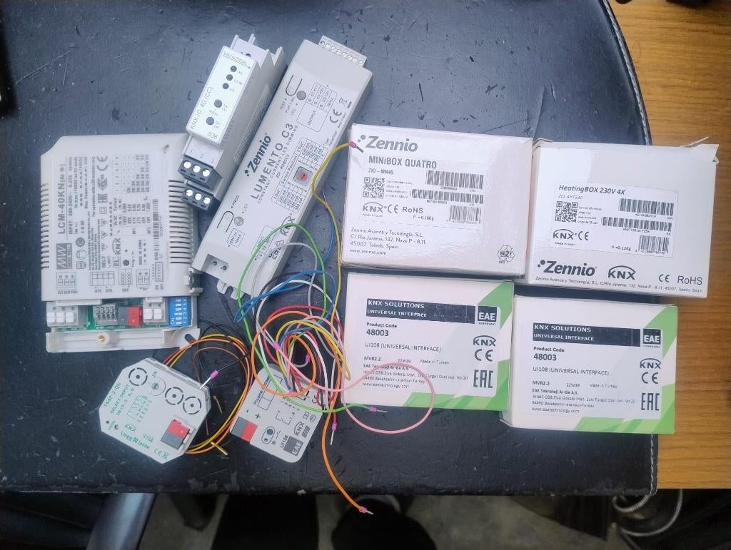 Lot KNX diverse merken, Ophalen of Verzenden, Zo goed als nieuw