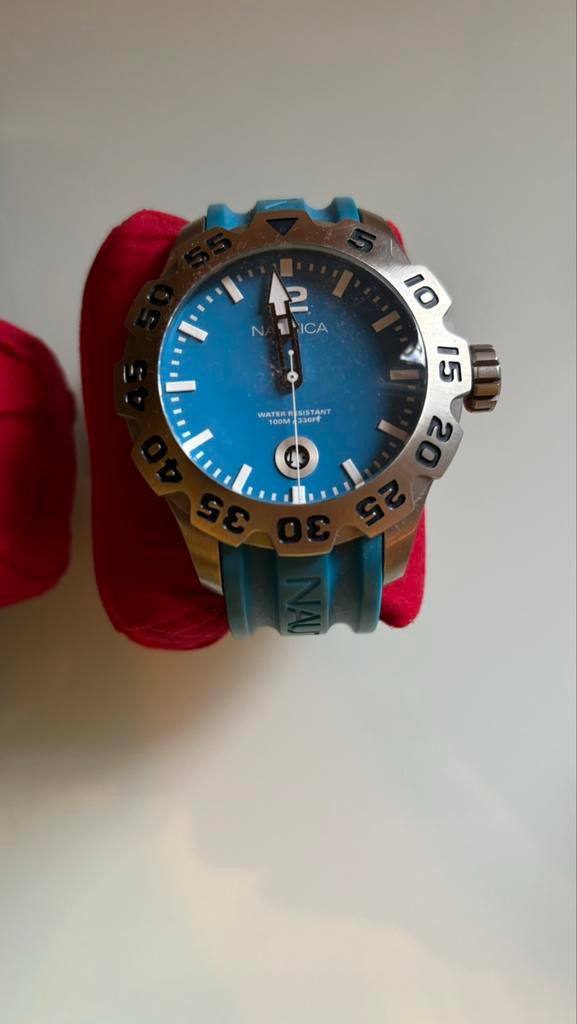 Montre Nautica superbe état, Handtassen en Accessoires, Horloges | Heren, Ophalen, Zo goed als nieuw