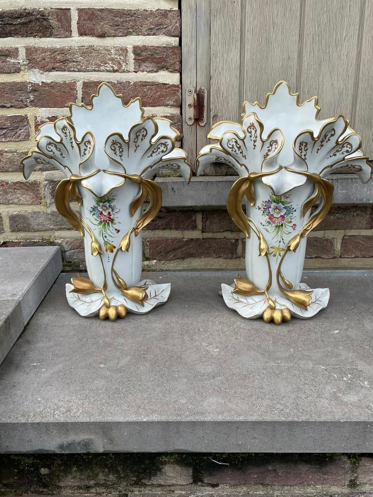 Topkoppel Sevres vazen met bladgoud, Ophalen