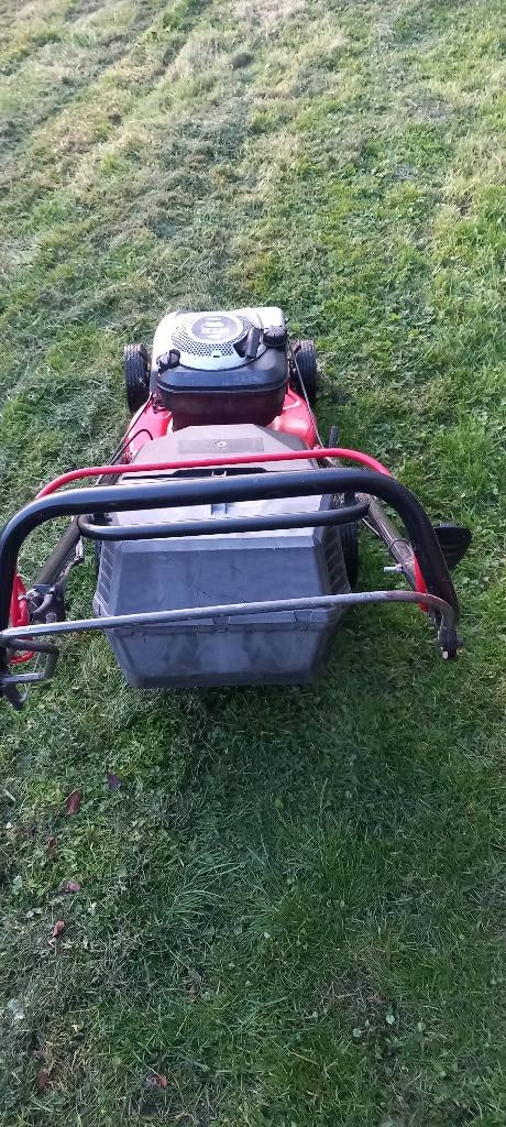 A vendre tondeuses a gazons, Brigg's & stratton, Tondeuses à gazon à essence, 30 à 39 cm, Utilisé