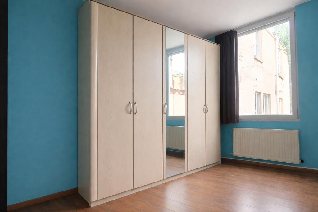 Grote kleerkast in zeer goede staat, Huis en Inrichting, Kasten | Kleerkasten, Ophalen, Zo goed als nieuw