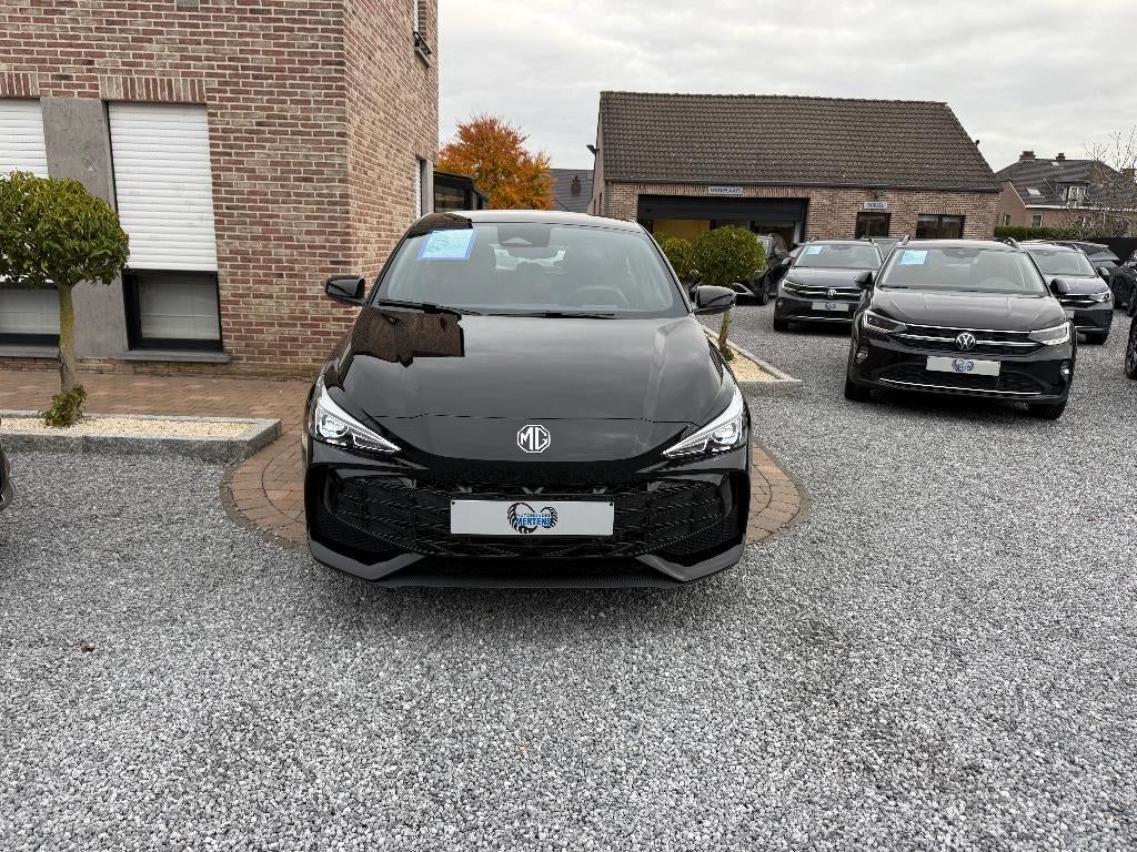 MG MG3 1.5i 115PK Comfort 7J/GARANTIE NIEUW 0KM, Auto's, MG, Stof, Zwart, Bedrijf, 5 deurs