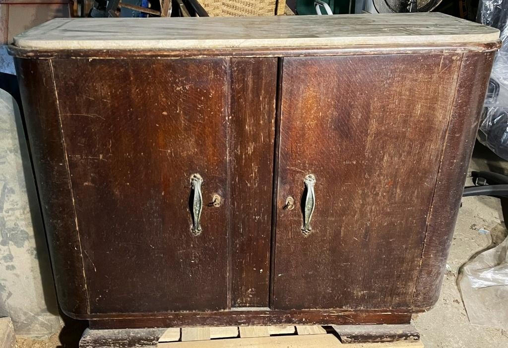 Vends joli buffet des années 1930, à pimper, Maison & Meubles, Armoires | Buffets, Utilisé, Moins de 100 cm, 100 à 150 cm, 25 à 50 cm