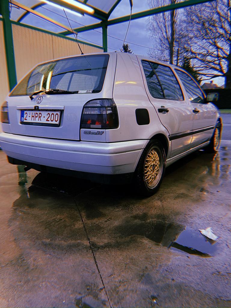 Golf mk3 1.4 liter 1997, Auto's, Volkswagen, 4 zetels, Stof, Zwart, 4 cilinders