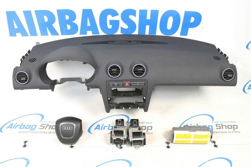 Airbag set - Dashboard blauw 4 spaak Audi A3 8P (2005-2012), Auto-onderdelen, Dashboard en Schakelaars