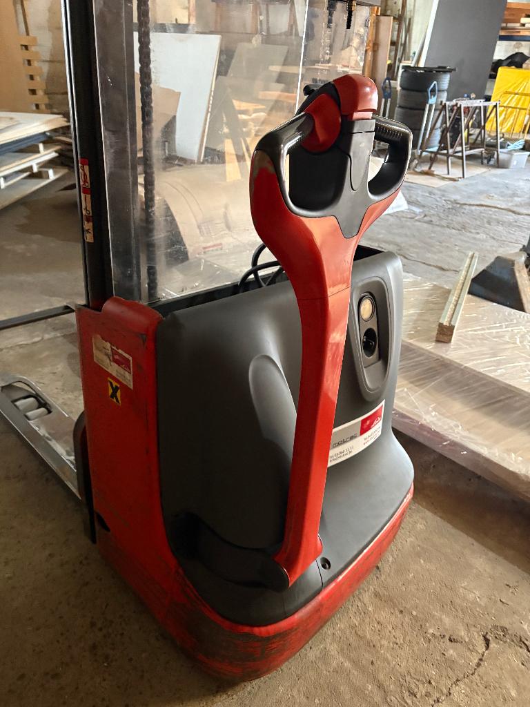 Linde stapelaar, Zakelijke goederen, Machines en Bouw | Heftrucks en Intern transport, Ophalen, Linde, Tot 1000 kg, Heftruck