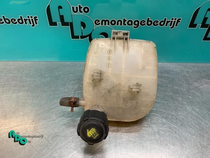Réservoir d'expansion d'un Renault Twingo (Twingo 07-), Autos : Pièces & Accessoires, Renault, -, 3 mois de garantie, Utilisé