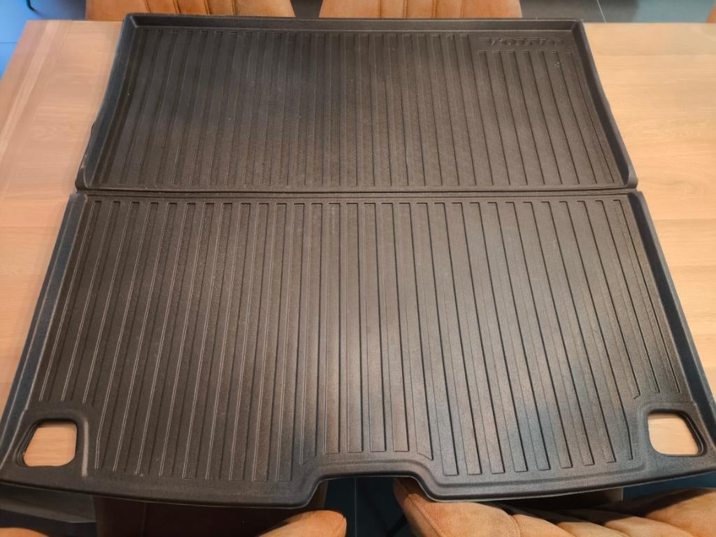 Volvo V60 kofferbakmat, Autos : Divers, Tapis de coffre, Enlèvement, Neuf