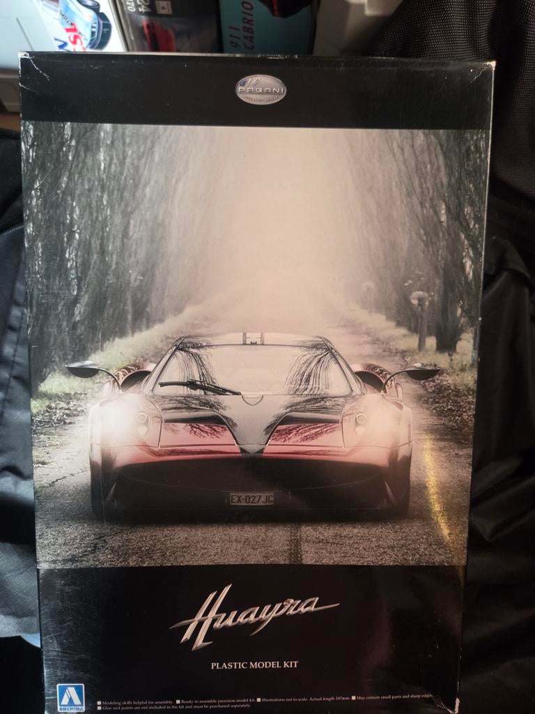 Pagani Huayra (Aoshima), Hobby en Vrije tijd, Modelbouw | Auto's en Voertuigen, Overige merken, Auto, Groter dan 1:32, Nieuw