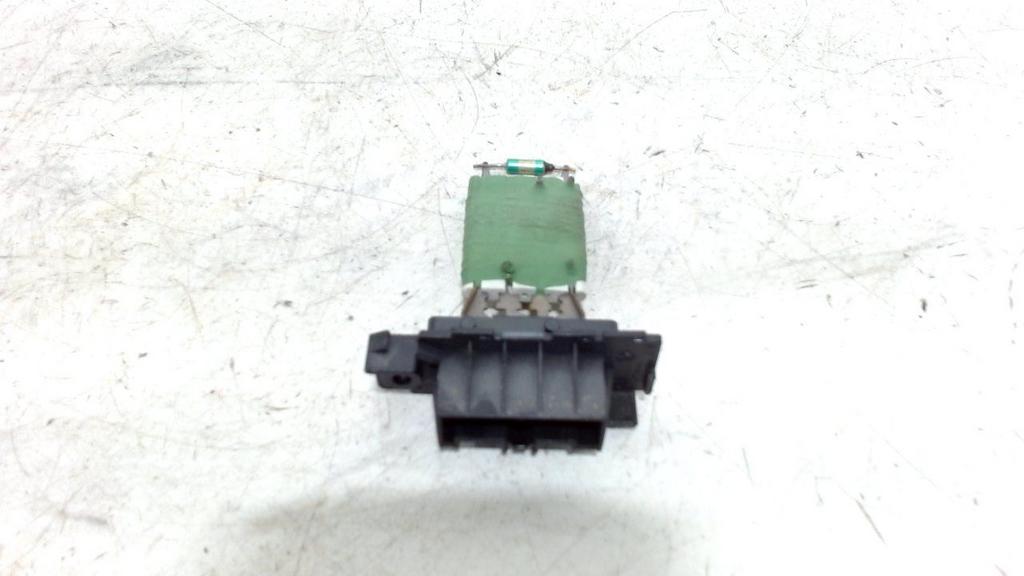 Kachelweerstand Peugeot Expert, Onderdelen@venauto.nl, Van der Ven Autorecycling B.V., Gebruikt, Ettenseweg 76, 4706 PB Roosendaal, The Netherlands