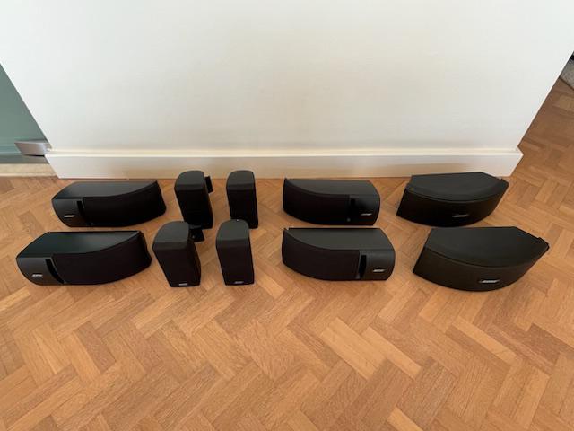 Bose speakers set + wandhouders, Audio, Tv en Foto, Ophalen, Zo goed als nieuw