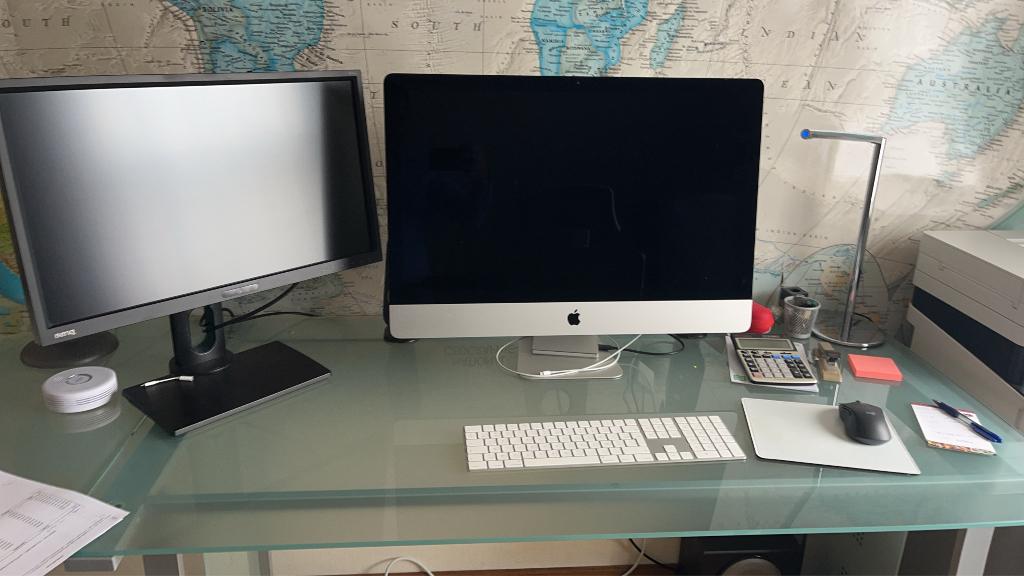 Bureau d'angle design en verre, Maison & Meubles, Enlèvement, Comme neuf, Bureau