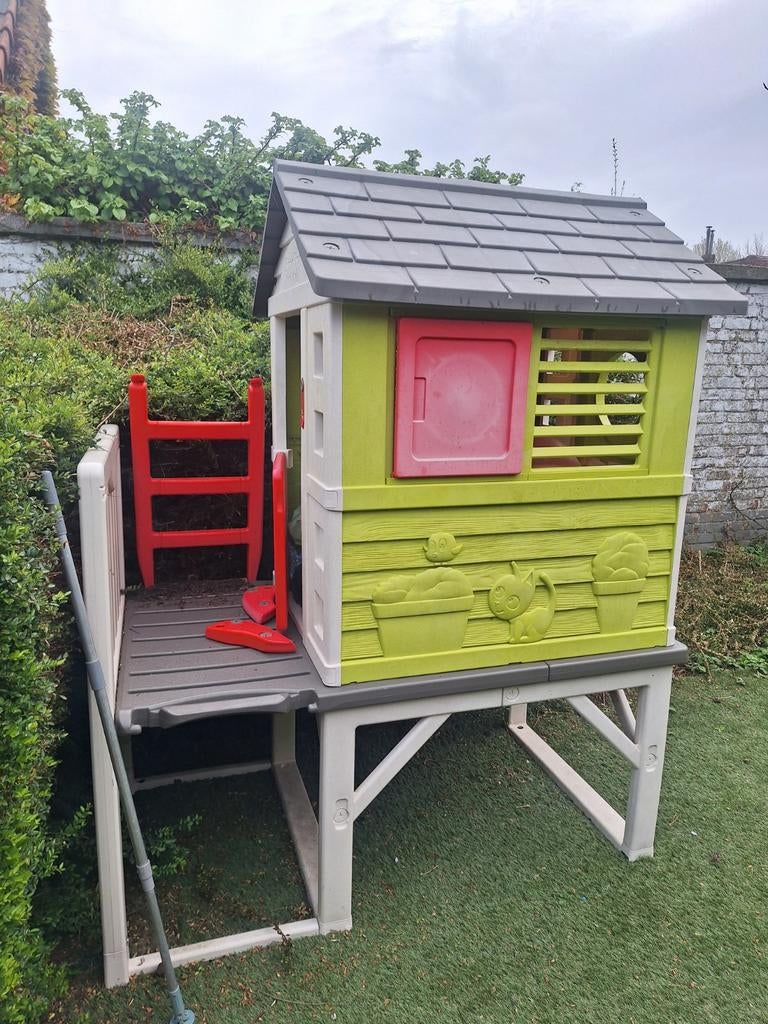 Smoby Playhouse, maison sur pilotis avec toboggan., Enfants & Bébés, Jouets | Extérieur | Cabanes d'enfant, Enlèvement