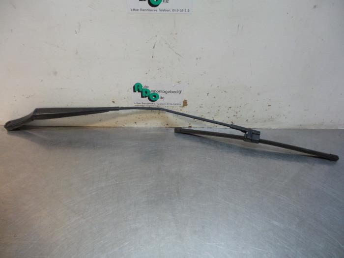 Bras essuie-glace avant d'un Volkswagen Caddy (Caddy 04-), Autos : Pièces & Accessoires, Volkswagen, -, Utilisé, -