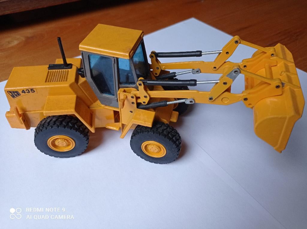 Chargeur JCB 435 en 1/35ème JOAL, Hobby & Loisirs créatifs, Modélisme | Voitures & Véhicules, Comme neuf, Enlèvement, Autres types