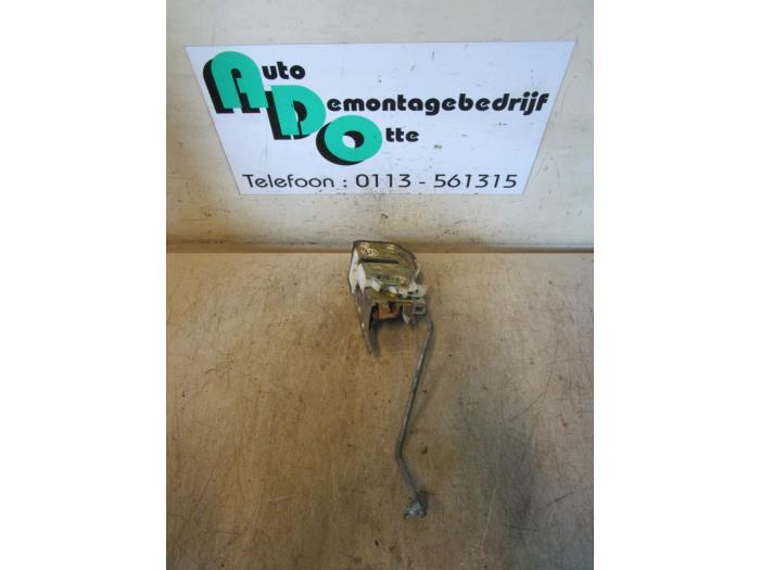 Serrure portière mécanique 2portes droite d'un Honda Civic, Autos : Pièces & Accessoires, Carrosserie & Tôlerie, Honda, -, 3 mois de garantie