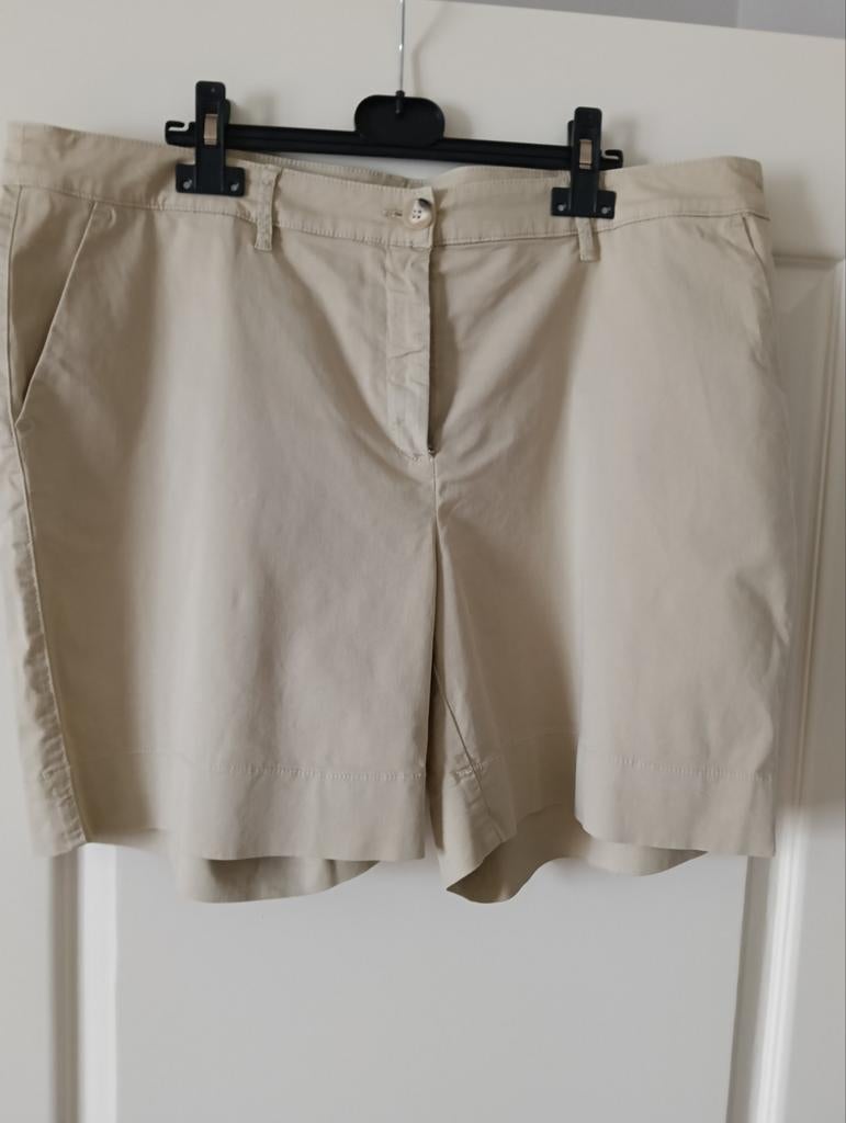 Korte dames broek, Kleding | Dames, Ophalen, Kort, Beige, Maat 46/48 (XL) of groter