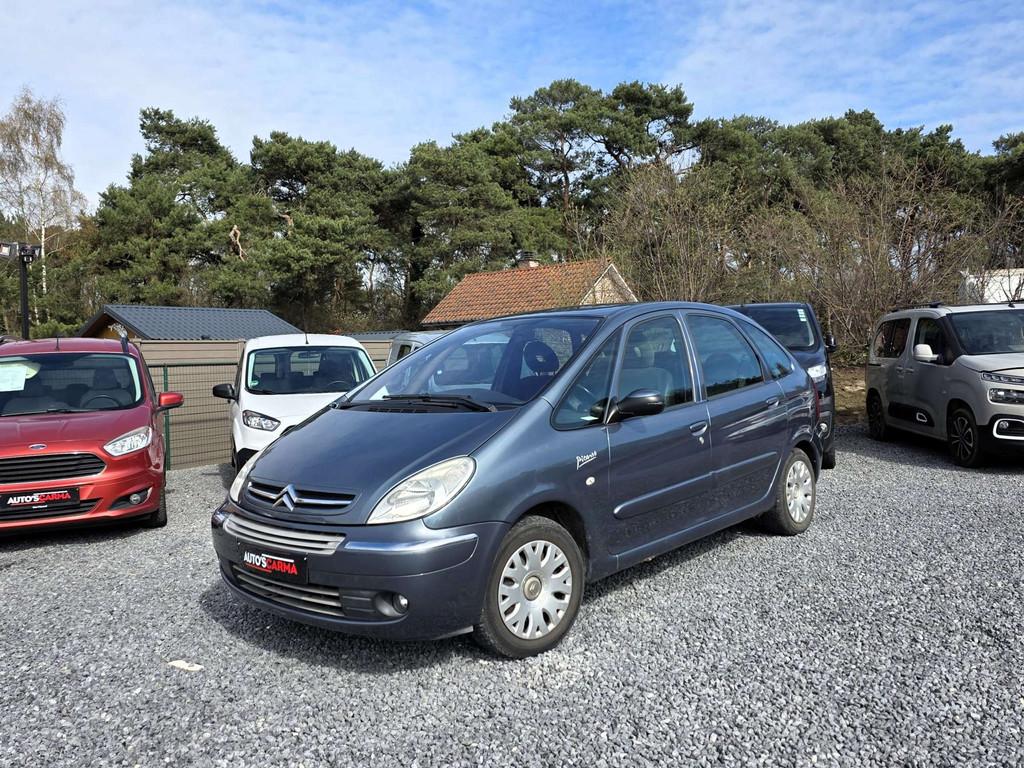 Citroën Xsara Picasso Xsara Picasso 1.6i Benzine Airco 1STe, Auto's, Citroën, Zwart, 4 cilinders, Blauw, https://public.car-pass.be/vhr/c1d672b2-88a7-4ae6-830f-3a0f89ecb3b9