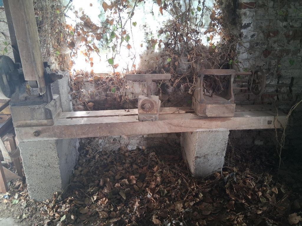 Ancienne tour à bois, Bricolage & Construction, Enlèvement