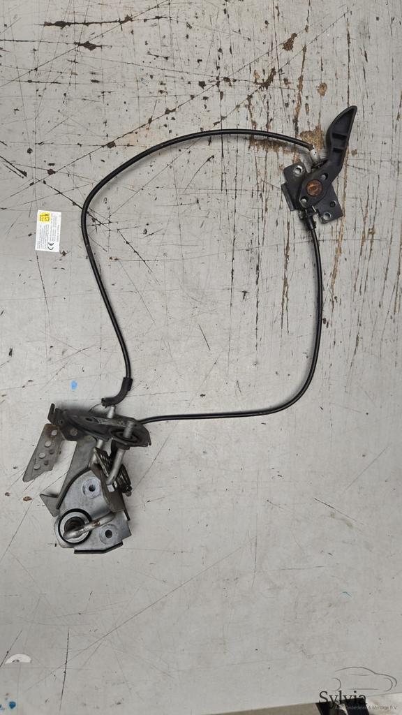 Slot motorkap passief links en rechts BMW 5 / 6 / 7 serie F0, Gebruikt, -, -, Ophalen of Verzenden