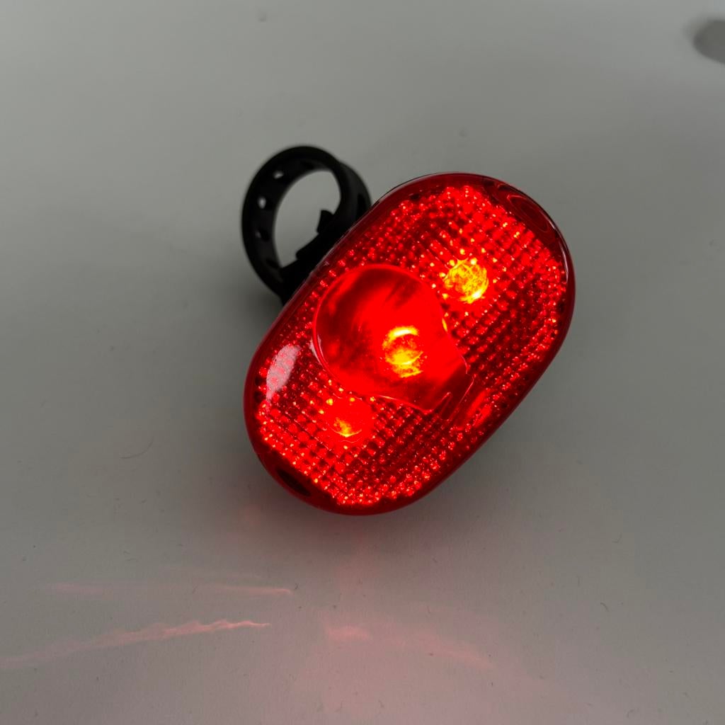 Lampe de vélo compacte alimentée par piles AAA, Enlèvement, Comme neuf, Batterie, Phare arrière