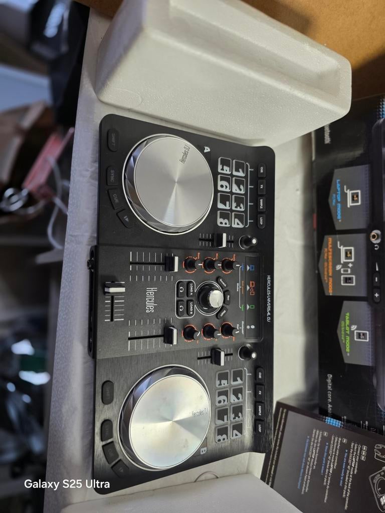 Hercules universele dj, Enlèvement ou Envoi