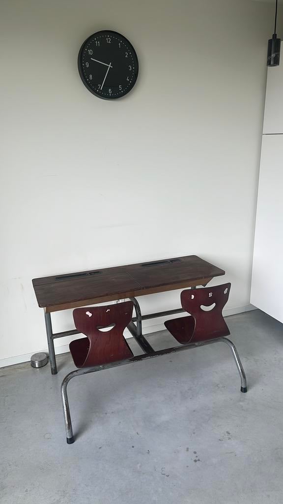 Schoolbakje (kleuters), Huis en Inrichting, Ophalen, Gebruikt, Hout, Kinderbureau