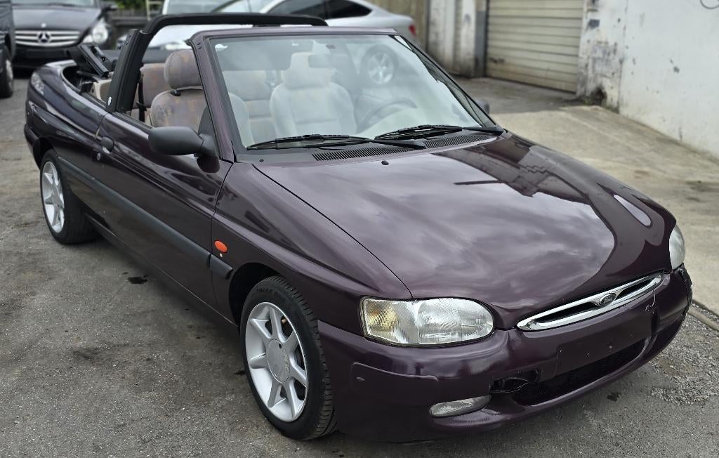 FORD ESCORT 1.8 TD CABRIO UIT 1997, Auto's, Ford, Escort, Elektrische ramen, Cabriolet, Bedrijf