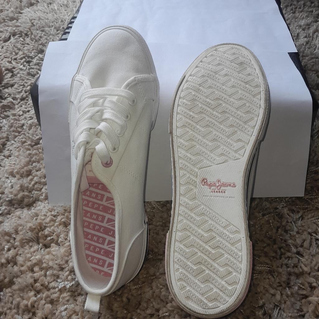 Baskets, Ophalen, Nieuw, Wit