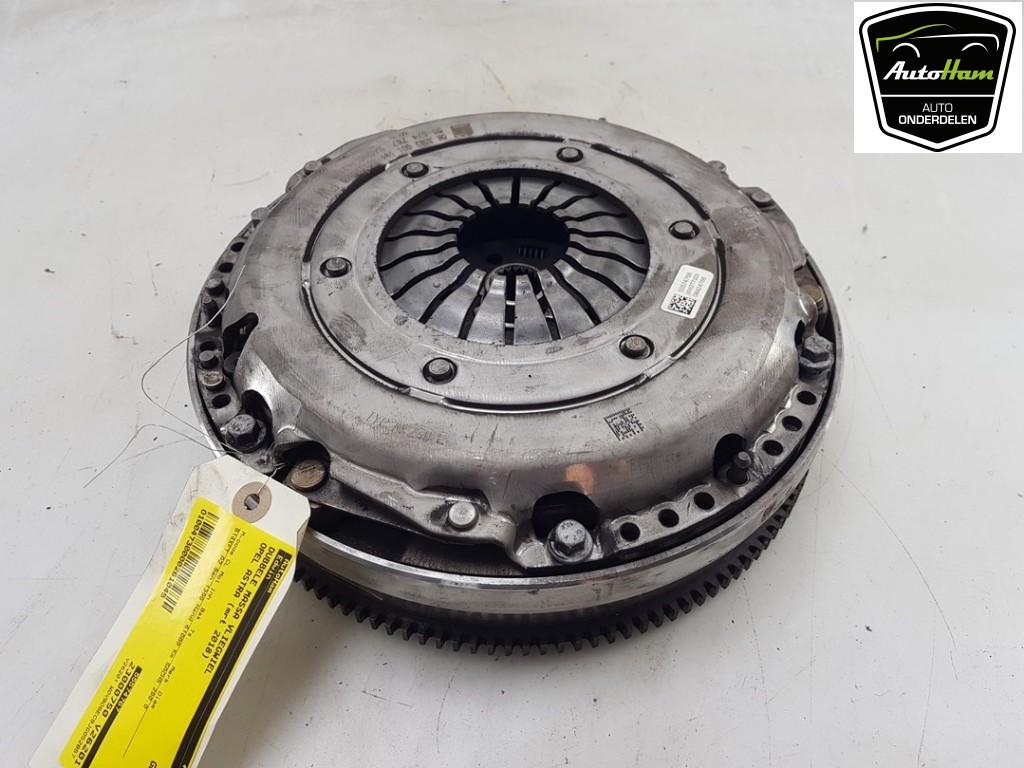 VOLANT MOTEUR BI-MASSE Opel Astra K (01-2015/12-2022), Utilisé, Opel