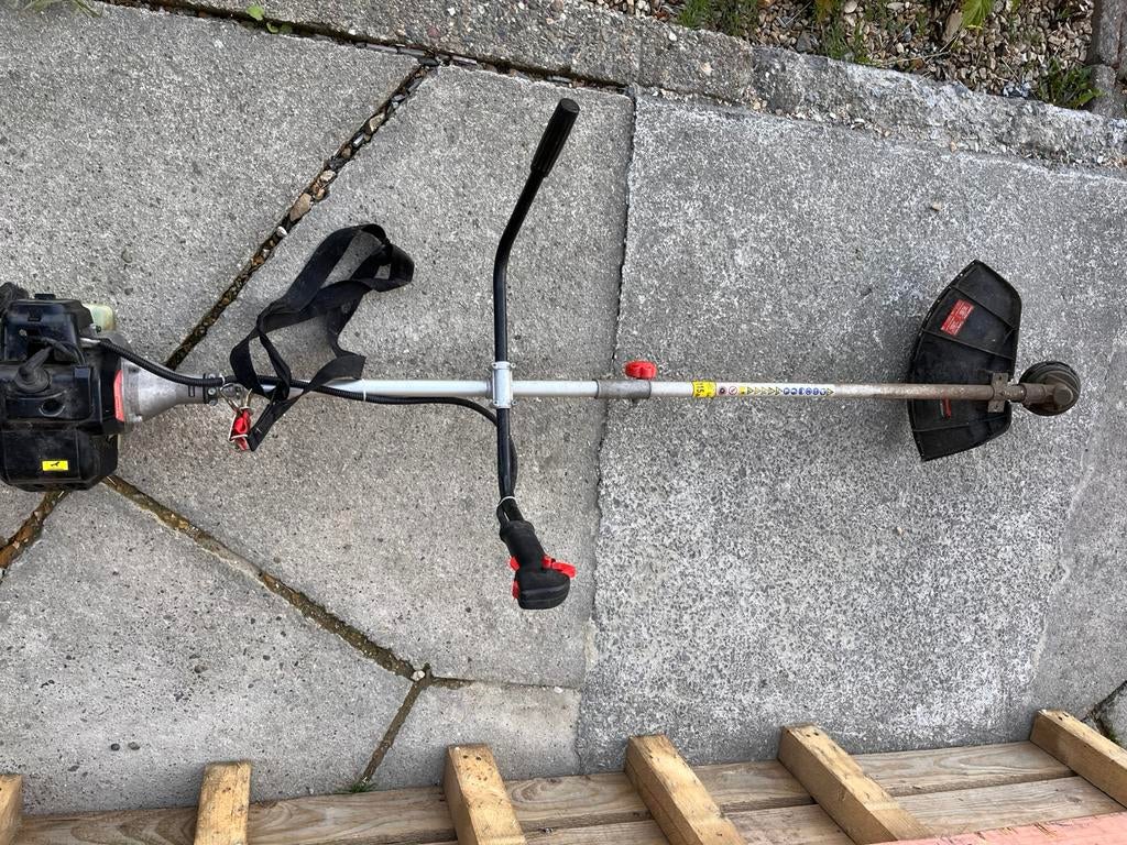 Debroussailleuse en très bon etat, Jardin & Terrasse, Enlèvement, Comme neuf