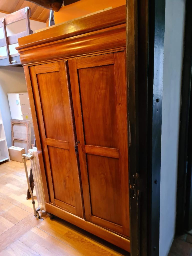 vintage kerselaren kleerkast, Huis en Inrichting, Ophalen, Met deur(en), Gebruikt, 100 tot 150 cm