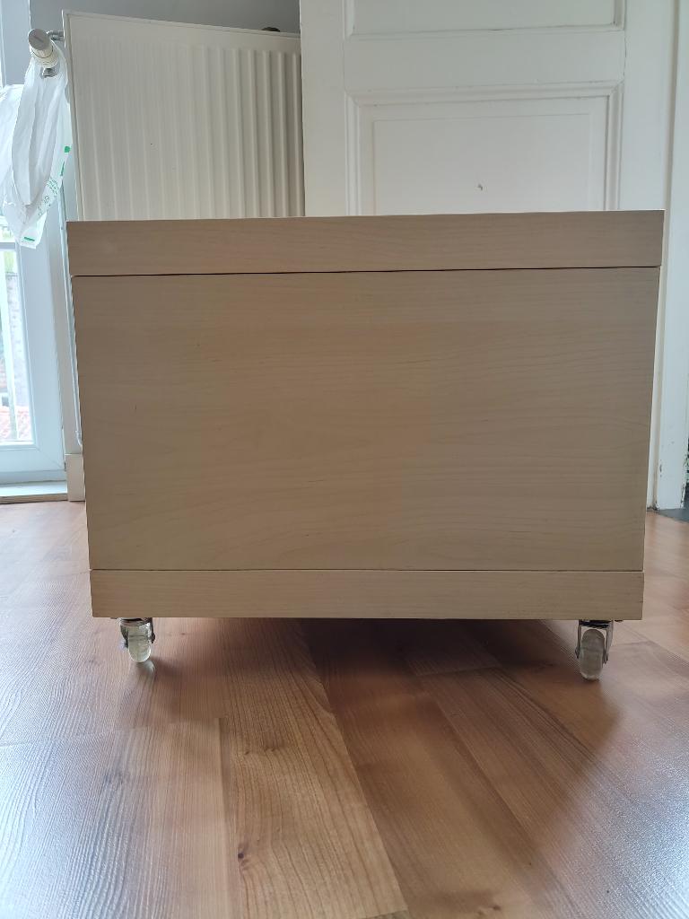 Table basse à roulette IKEA, 50 à 100 cm, Carré, Enlèvement, Utilisé