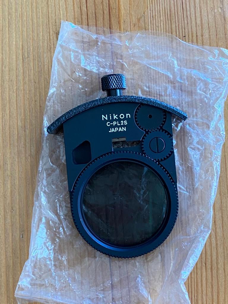 Nikon C-PL2S filtre polarisant insérable *neuf, TV, Hi-fi & Vidéo, Photo | Filtres, Enlèvement ou Envoi, Comme neuf, Filtre polarisant