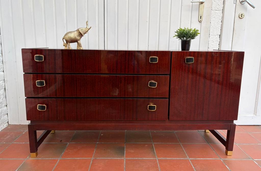 Vintage modernistische dressoir/dressoir, Ophalen, Gebruikt