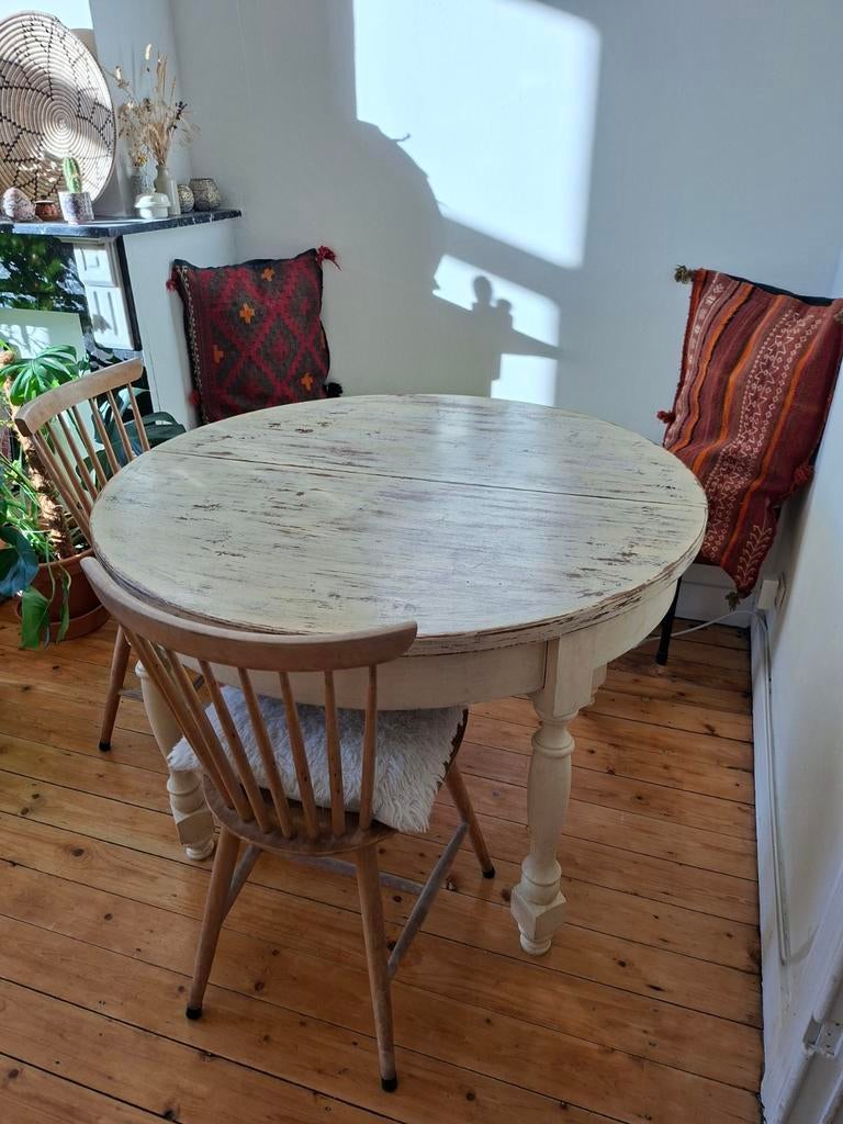 Belle table ronde en bois massif - extenible, Maison & Meubles, Enlèvement