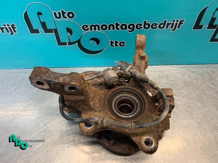 Fusee rechts-voor van een Opel Combo, Gebruikt, -, -, Opel