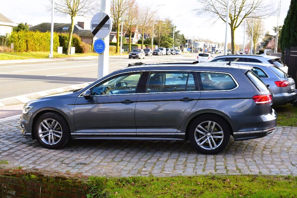 Vw Passat 1.4TSi/R-LINE/VIRTUAL/PANO/LED/GARANTIE, Auto's, Voorwielaandrijving, Stof, 4 cilinders, 124 g/km