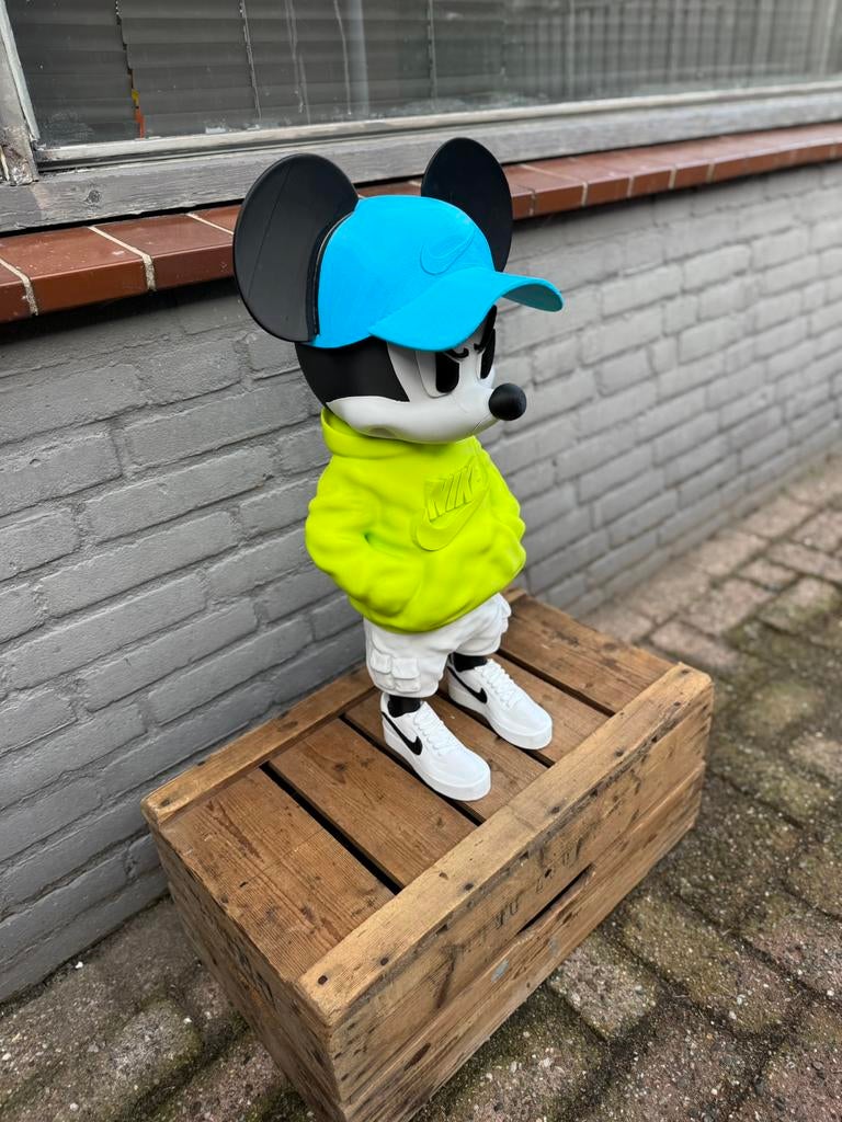 Mickey Mouse beeld hippe style Nike, Ophalen, Zo goed als nieuw, Fantasy