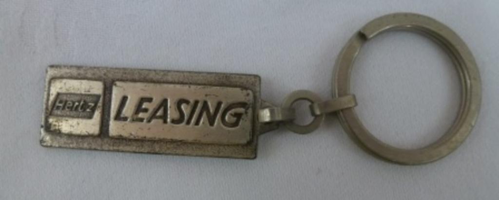 oude sleutelhanger Hertz Leasing, Verzamelen, Ophalen of Verzenden, Gebruikt, Merk