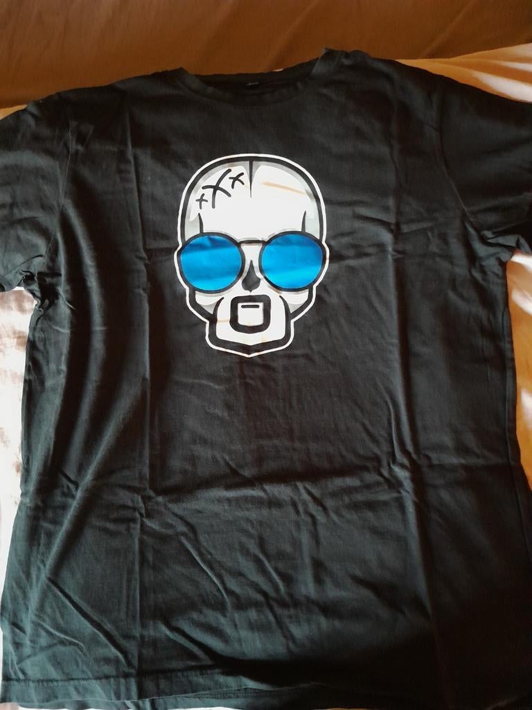 T-shirt Dennis black magic, Zwart, Overige maten, Ophalen of Verzenden, Zo goed als nieuw