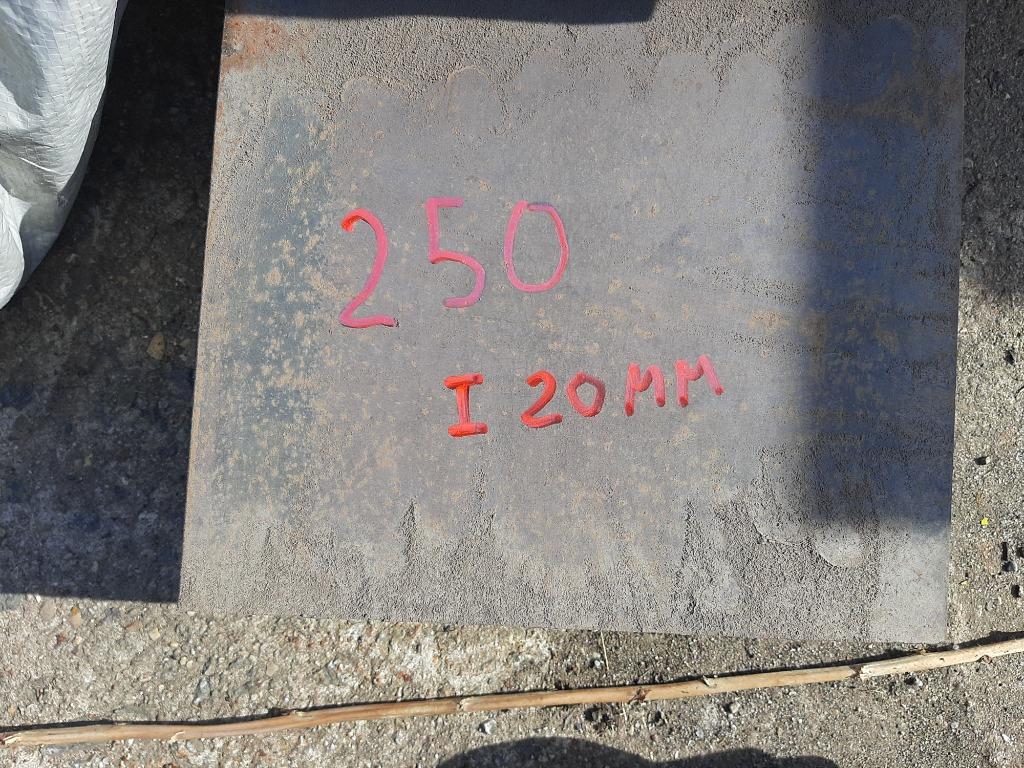 Acier plat - fer - barres - 10 - 15 - 20 - 25 - 30 mm, Bricolage & Construction, Métaux, Neuf, Enlèvement, Fer, Geen idee