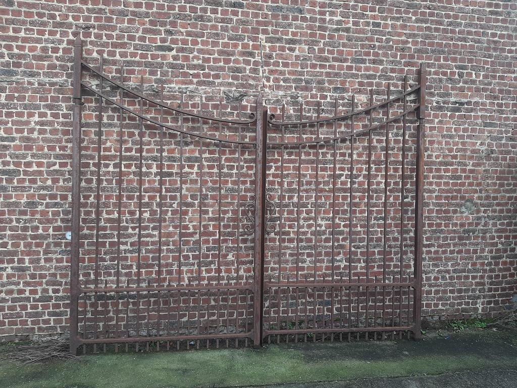 Nieuwe smeedijzeren poort + palen - B x H 350 x 300 cm, Tuin en Terras, Tuinpoorten, Ophalen, 200 cm of meer, Zo goed als nieuw