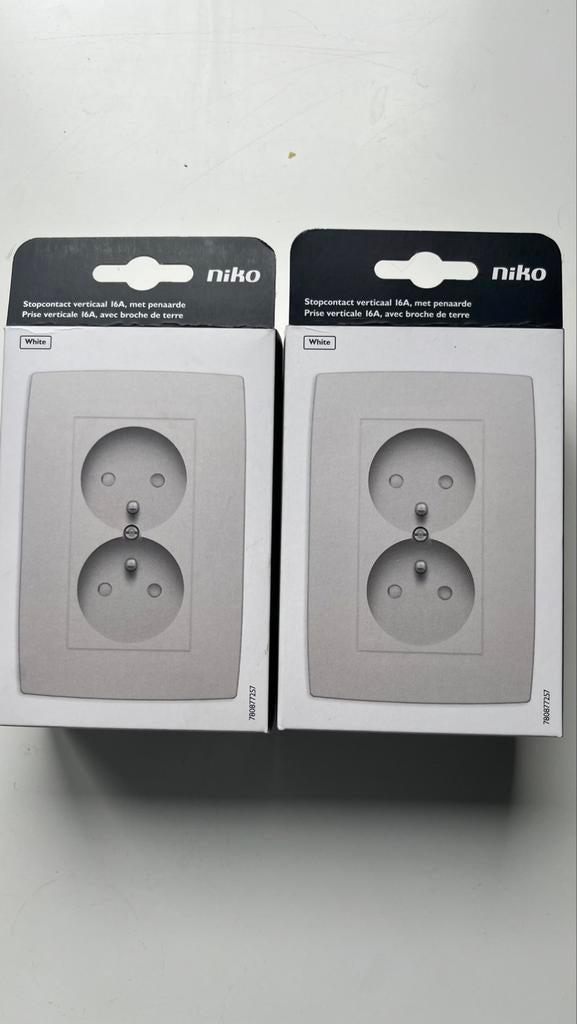 Doubles prises Niko, Bricolage & Construction, Enlèvement ou Envoi, Neuf