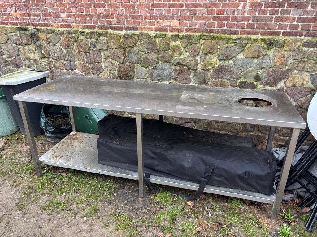 Grande table en inox professionelle, Enlèvement, Comme neuf