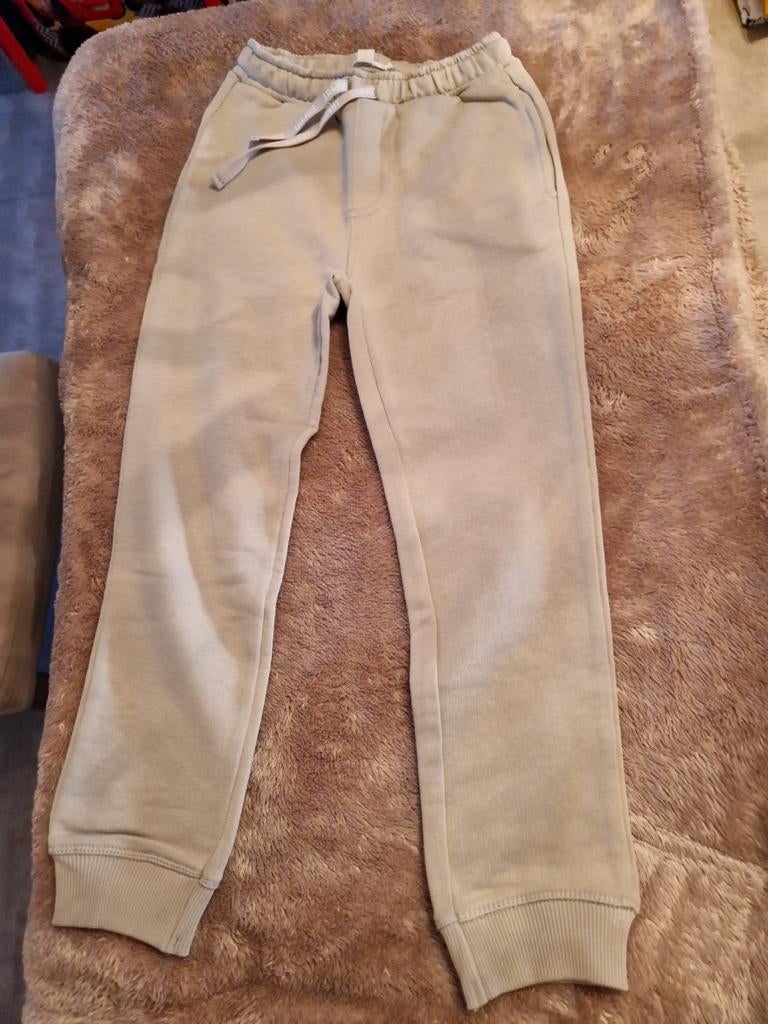 Beige joggingbroek esprit maat 128-134, Kinderen en Baby's, Kinderkleding | Maat 128, Ophalen
