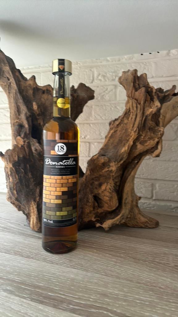 Whisky Donatella Art Edition 18y, Collections, Enlèvement, Neuf