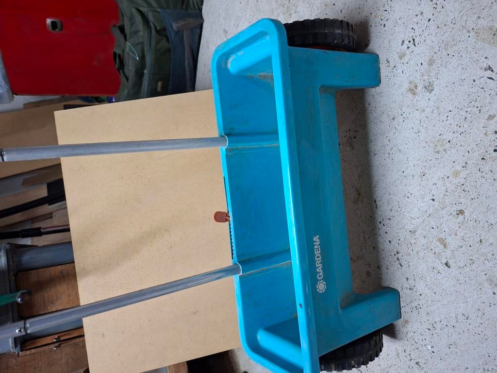 Meststofstrooier gardena 15€, Tuin en Terras, Ophalen, Zo goed als nieuw